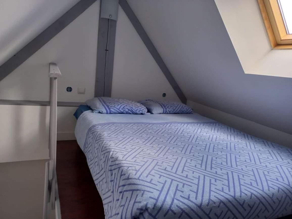 17, Face A La Gare Apartment Lannion Exterior photo