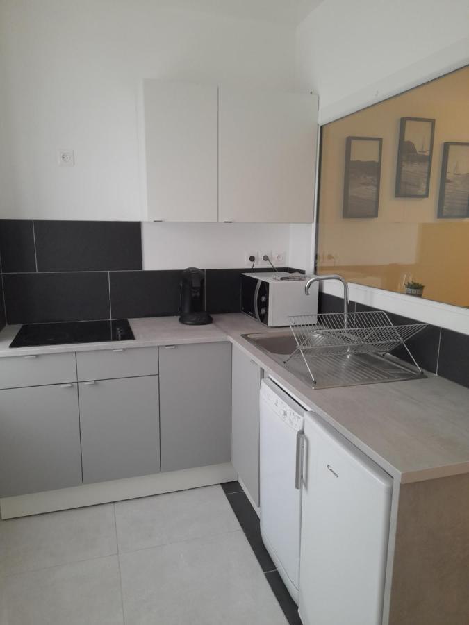 17, Face A La Gare Apartment Lannion Exterior photo